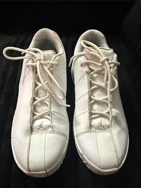 White Air Jordan Low Sneakers Pre-Owned boys 6.5